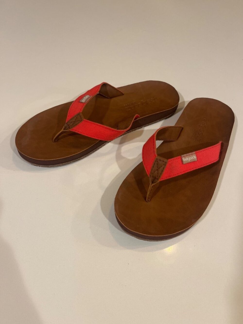 Feelgoodz Zensole Flip Flops With Red Straps & Brown Sole - Comfortable & Durabl